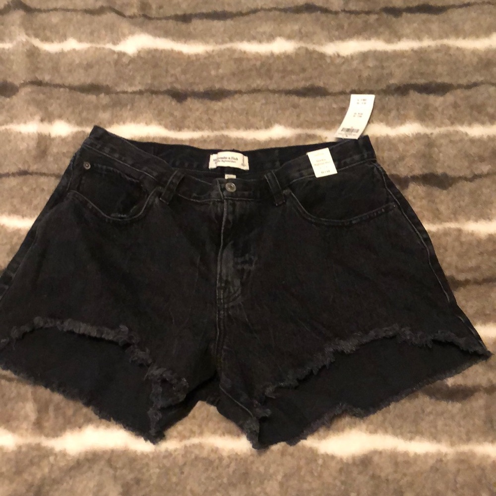 High rise boyfriend shorts